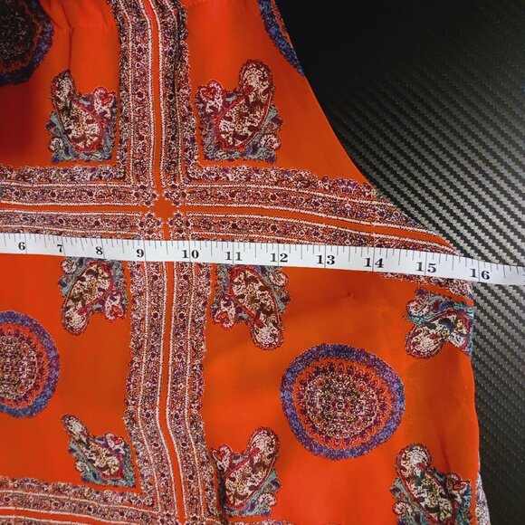 2 Lulus Chiffon Shift Dresses Size S Coral Red Geometric/Black V-Neck Cut-Out - Picture 7 of 16